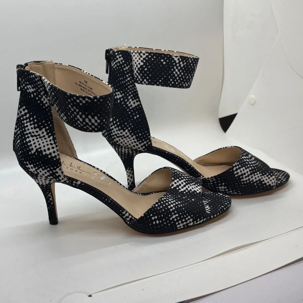 Nicole Miller New York Newcastle Black White Snakeskin Ankle Strap Heels 8M